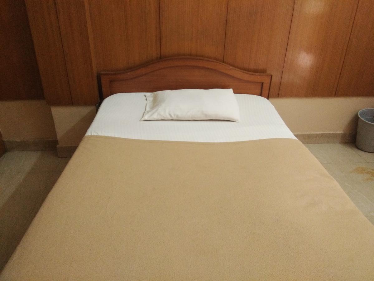 Veekay Tourist Home بنغالور المظهر الخارجي الصورة